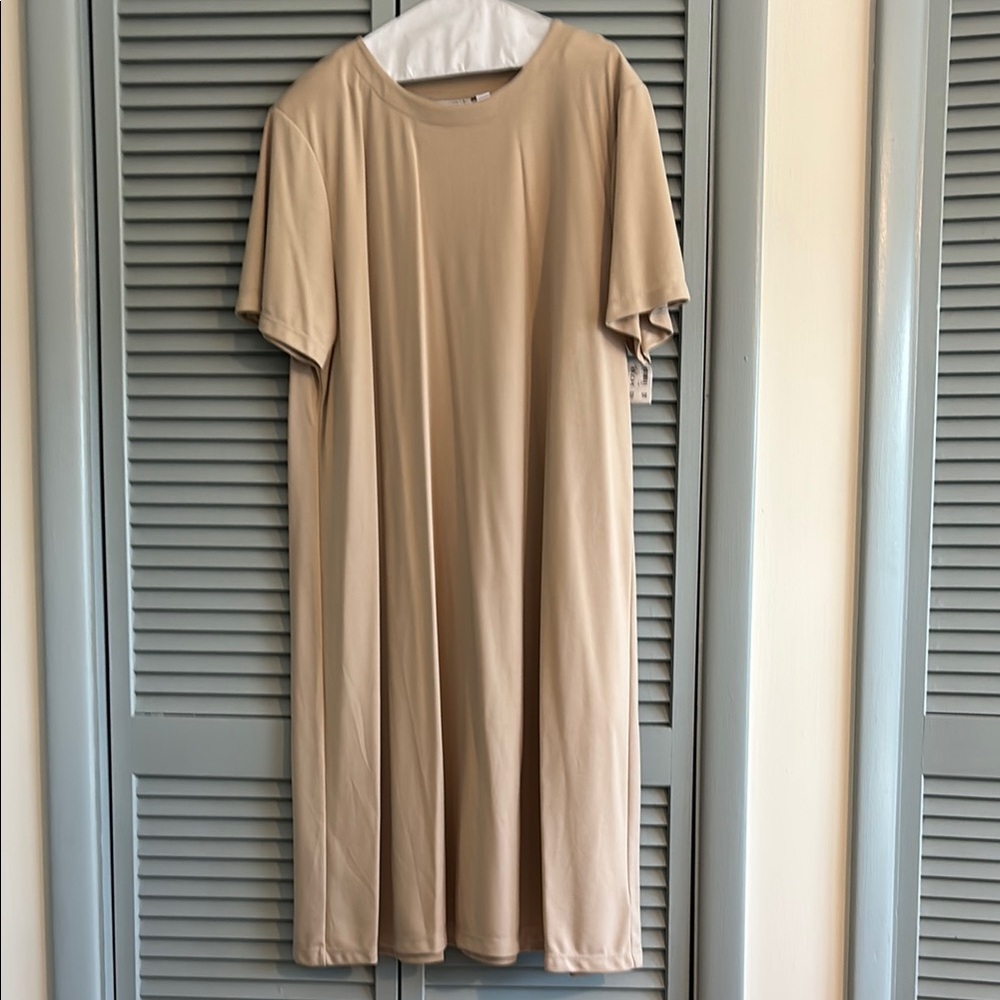 Susan Graver Tan Short Sleeve Dress